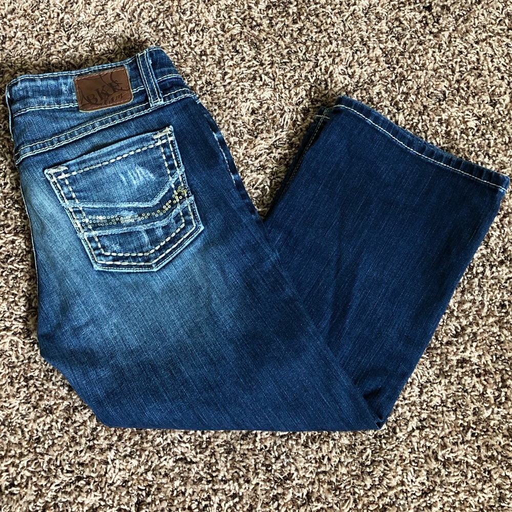 Super Cute BKE Stella Crop 27